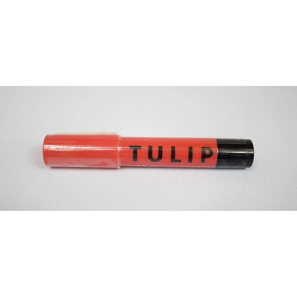 Bath‎ & Body Works Moisturizing Lip Crayon Tulip 0.08 oz Sealed